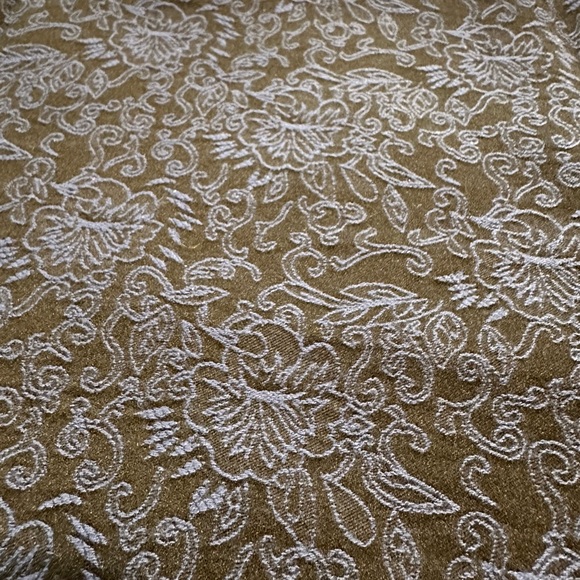 Black and blue floral pants. Size 16. - Picture 3 of 8